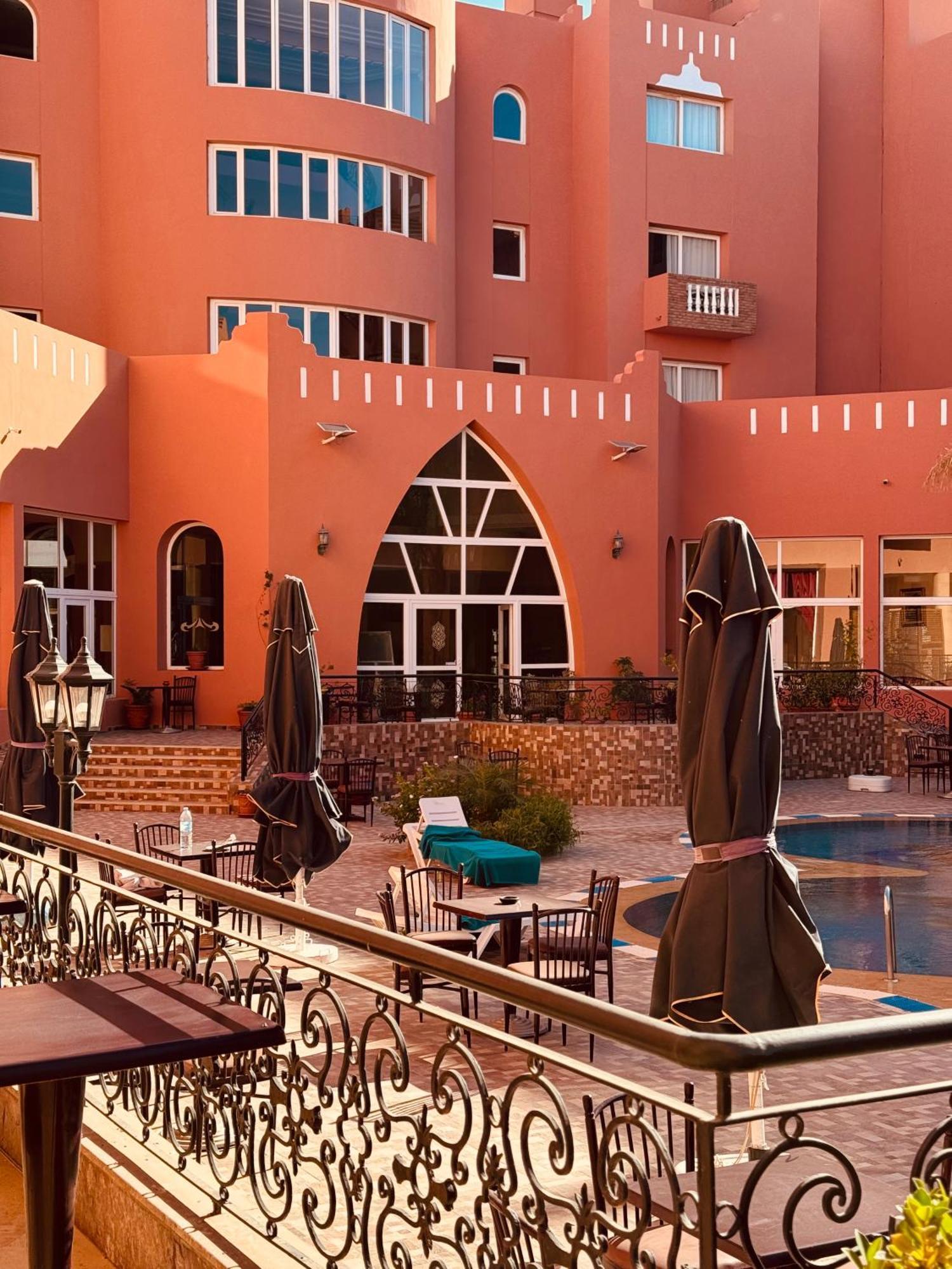 Idou Hotel